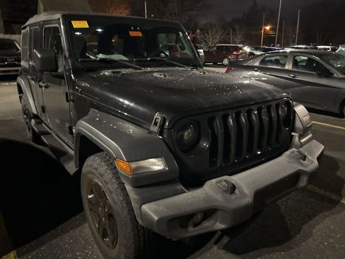 Used 2018 Jeep Wrangler Unlimited Sport S image 5