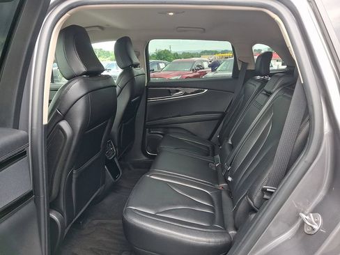 Certified 2023 Lincoln Nautilus AWD w/ Premium Package image 10