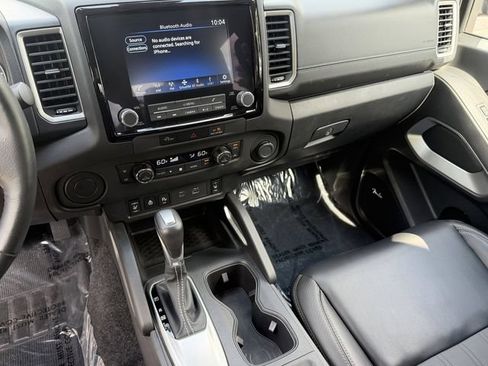 Used 2024 Nissan Frontier SL w/ Technology Package RWD image 21