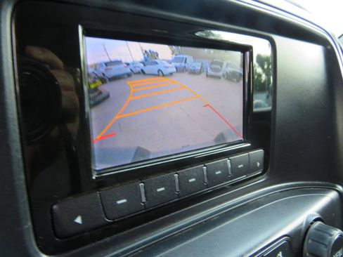 Used 2015 Chevrolet Silverado 1500 W/T w/ WT Convenience Package AWD/4WD image 15