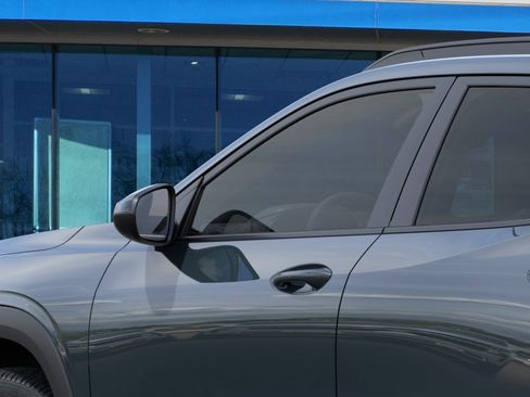 New 2026 Chevrolet Trax LT FWD image 12