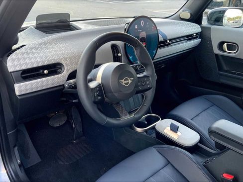 Used 2025 MINI Cooper S image 19