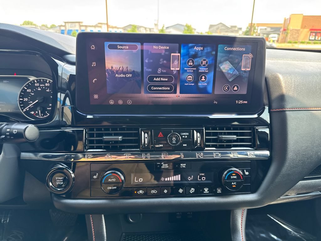 Used 2026 Nissan Pathfinder Rock Creek AWD/4WD image 17
