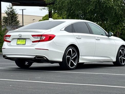 Used 2020 Honda Accord Sport image 11