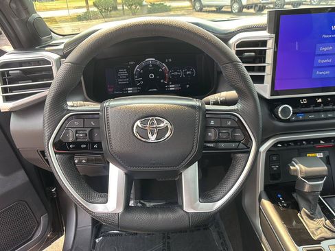 Used 2023 Toyota Tundra Platinum AWD/4WD image 27