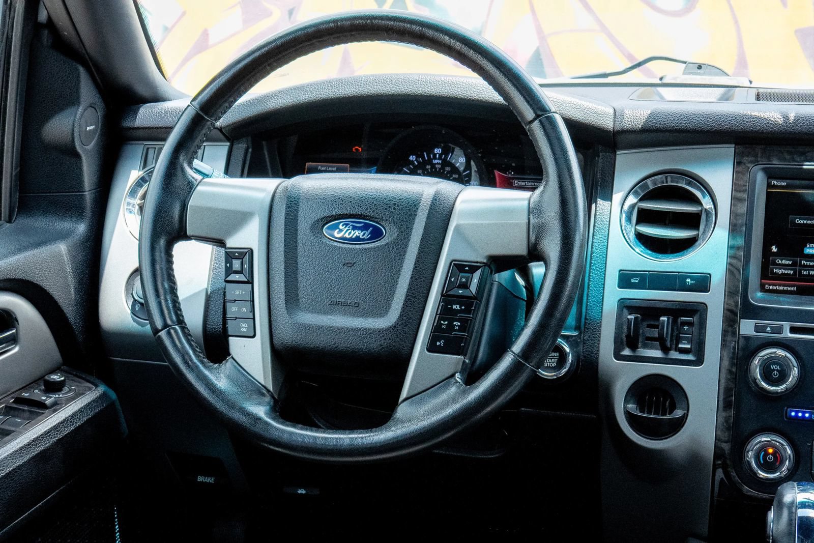 Used 2015 Ford Expedition EL Limited w/ Equipment Group 301A RWD image 12