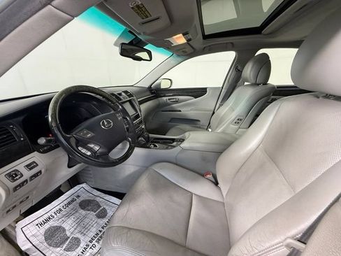 Used 2012 Lexus LS 460 w/ Luxury Value Edition RWD image 16