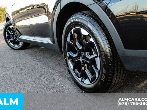 Used 2024 Kia Sorento S image 15