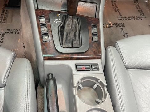 Used 2006 BMW 330Ci Convertible image 30