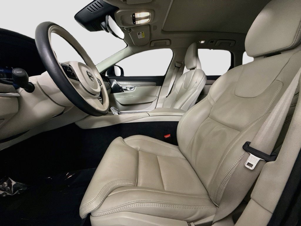 Used 2025 Volvo V90 B6 Cross Country Ultra w/ Protection Package Premier AWD/4WD image 21