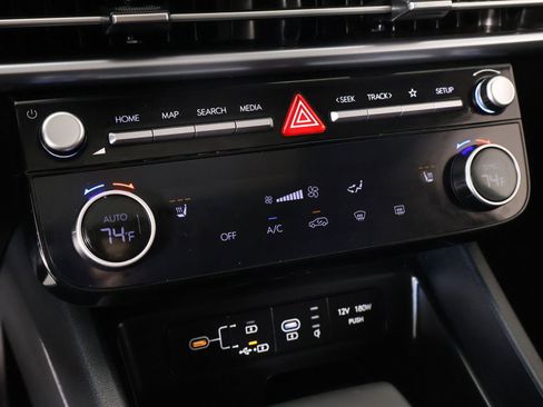 Certified 2025 Hyundai Tucson SEL image 8