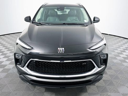 Used 2024 Buick Encore GX Sport Touring image 4