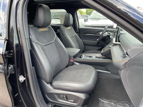 New 2026 Ford Explorer Tremor w/ Tremor Ultimate Package AWD/4WD image 22