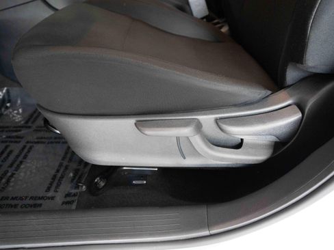 Used 2023 Nissan Kicks S FWD image 12