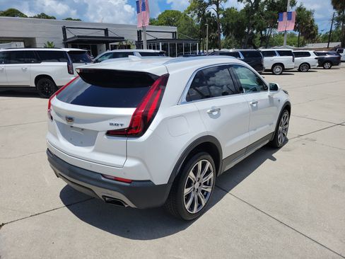Used 2019 Cadillac XT4 Premium Luxury w/ Cold Weather Package FWD image 4