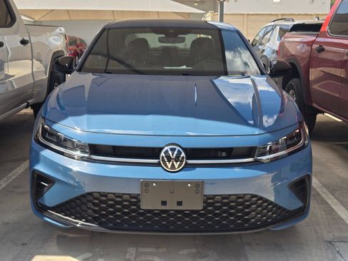 Used 2025 Volkswagen Jetta Sport FWD image 2