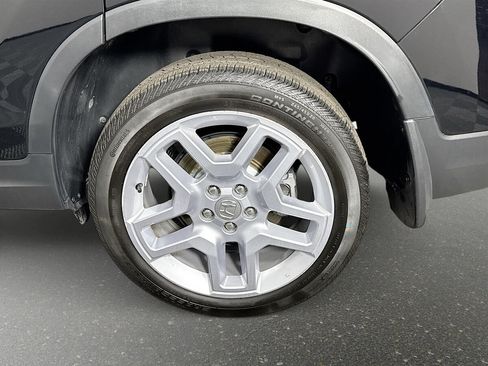 Certified 2025 Honda Passport EX-L image 31