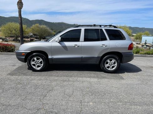 Used 2004 Hyundai Santa Fe 2WD image 8