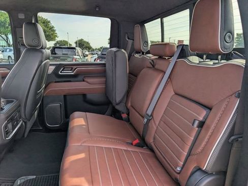 Used 2025 GMC Sierra 2500 Denali Ultimate AWD/4WD image 26