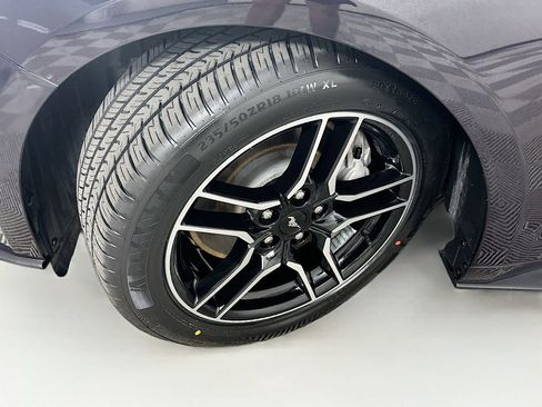 Used 2022 Ford Mustang GT RWD image 23