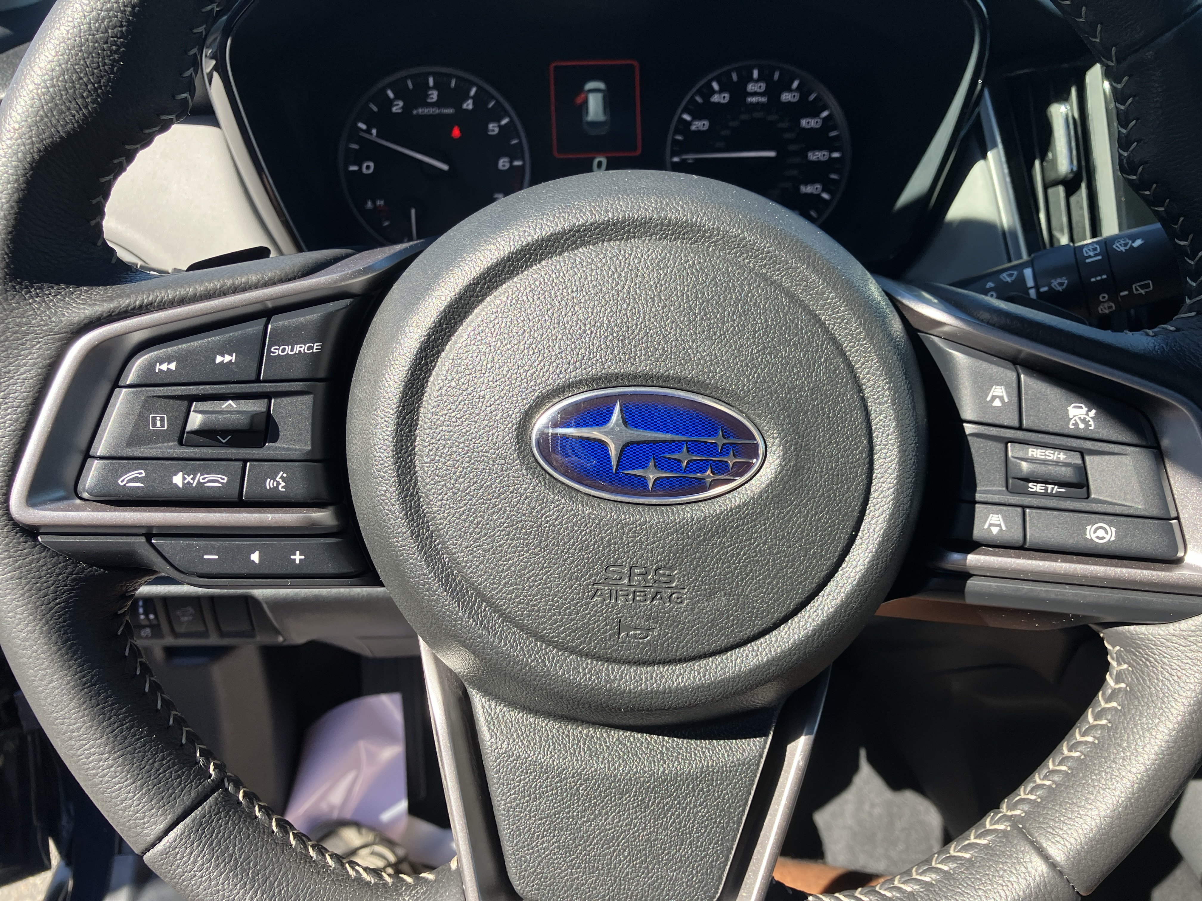 Used 2025 Subaru Outback Premium w/ Popular Package #1A AWD/4WD image 21