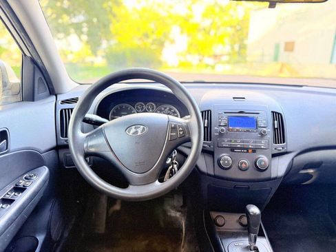 Used 2011 Hyundai Elantra GLS image 13