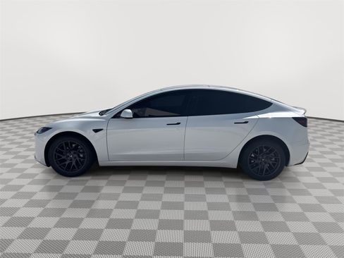 Used 2025 Tesla Model 3 Long Range AWD/4WD image 10