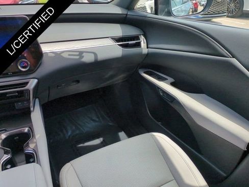 Used 2025 Lexus RX 350 Premium w/ Accessory Package (Z1) FWD image 16