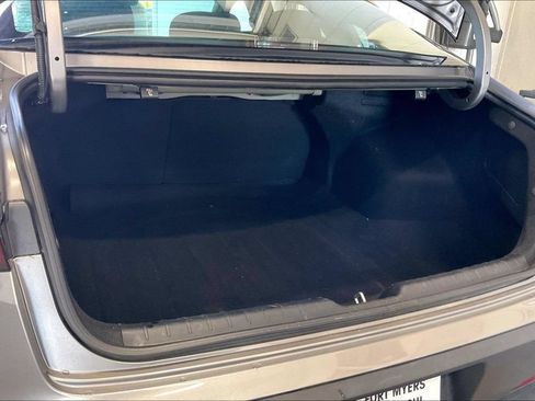 Used 2025 Kia K4 FWD image 18