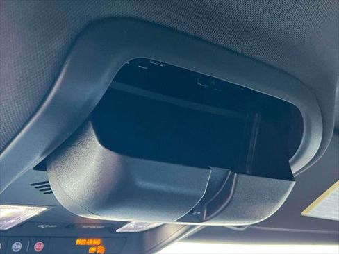 Used 2024 Chevrolet Equinox RS w/ RS Leather Package image 27