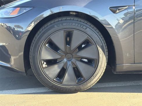 Used 2025 Tesla Model 3 Long Range image 44