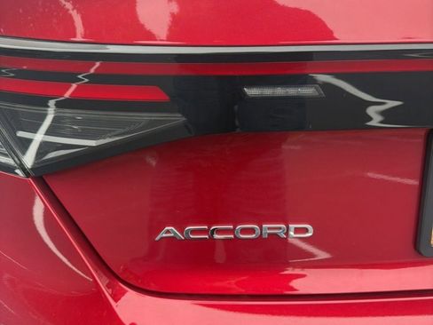 Used 2025 Honda Accord SE image 32