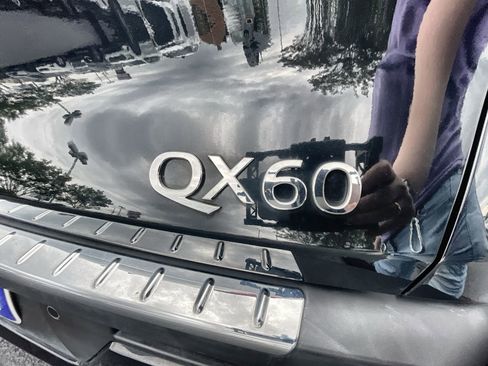 Used 2023 INFINITI QX60 Luxe w/ Cargo Package FWD image 31