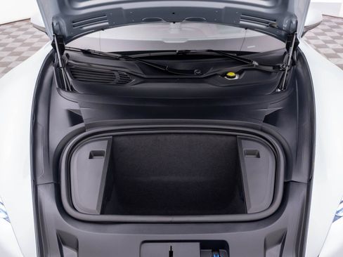 Certified 2024 Porsche Taycan RWD image 31