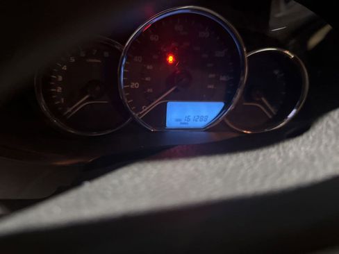 Used 2016 Toyota Corolla LE image 11