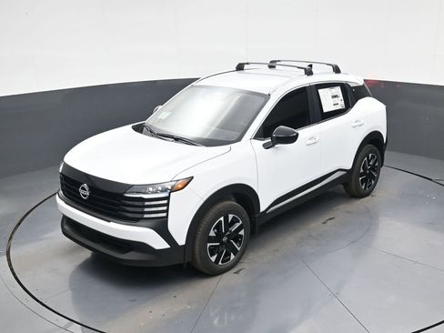 New 2026 Nissan Kicks SV w/ Cold Weather Package image 27