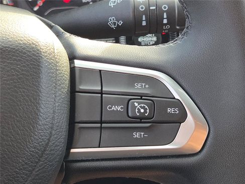 Certified 2024 Jeep Compass Latitude w/ Altitude Special Edition image 32