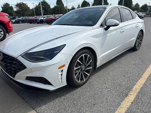 Used 2021 Hyundai Sonata Limited FWD image 1