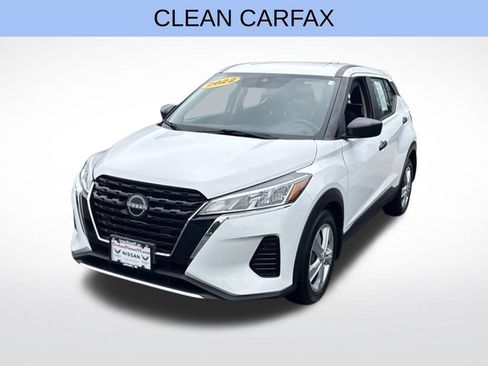 Used 2022 Nissan Kicks S w/ Interior Electronics Package FWD image 3