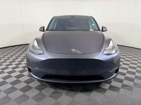 Used 2022 Tesla Model Y Performance image 10
