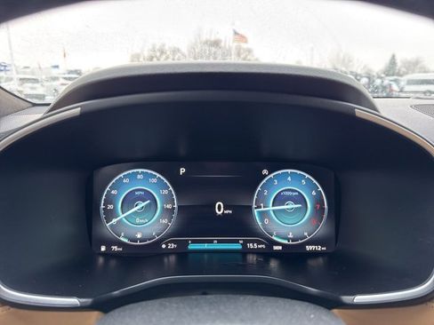 Used 2022 Hyundai Santa Fe Calligraphy image 12