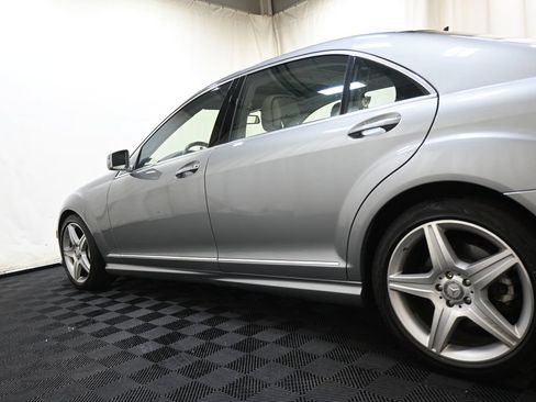 Used 2010 Mercedes-Benz S 550 4MATIC image 12