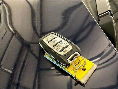 Used 2017 Chrysler Pacifica Touring FWD image 9