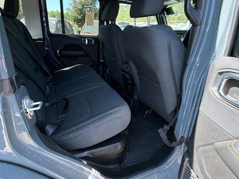 Used 2025 Jeep Wrangler Sahara w/ Safety Group image 21