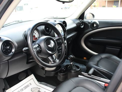 Used 2013 MINI Cooper Countryman FWD image 16