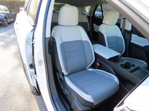 New 2026 Honda Prologue EX image 15