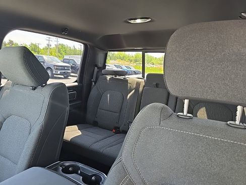 Used 2019 RAM 1500 Big Horn RWD image 30