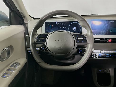 Used 2024 Hyundai Ioniq 5 SEL image 18