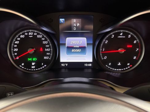 Used 2019 Mercedes-Benz GLC 300 4MATIC image 12