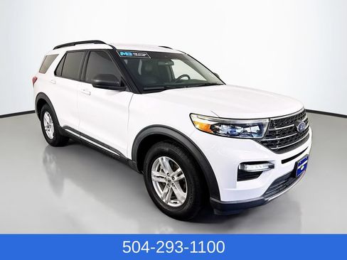Used 2020 Ford Explorer XLT w/ Equipment Group 202A RWD image 4